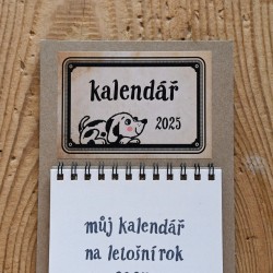 Magnetický kalendář pes